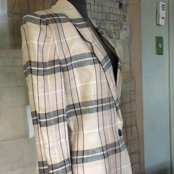 🦋HP🦋Linda Allard for Ellen Tracy Plaid Blazer
